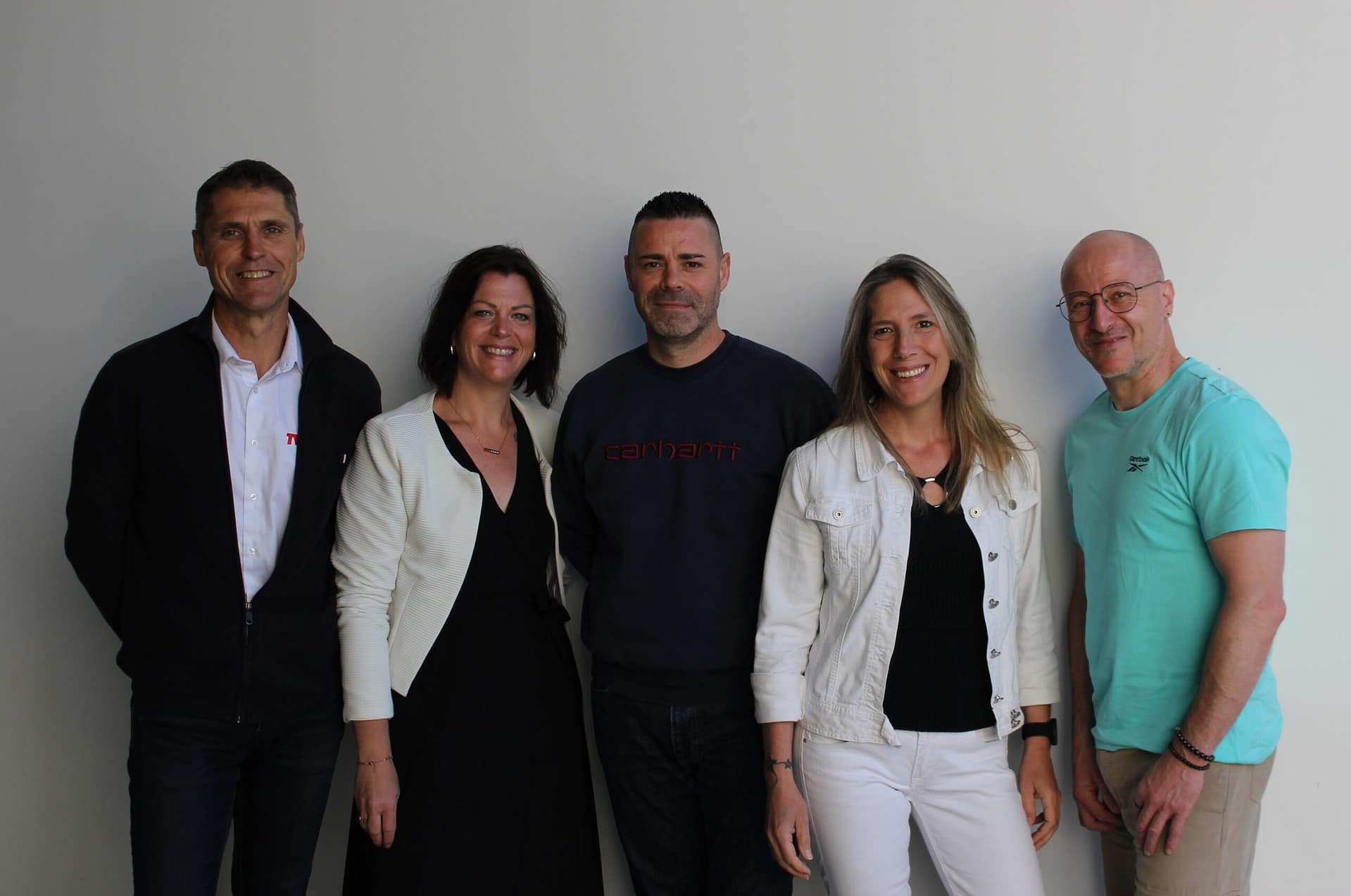 equipe Manutest L'équipe Manutest - cinq collaborateurs, spécialistes des vérifications réglementaires d'appareils de levage